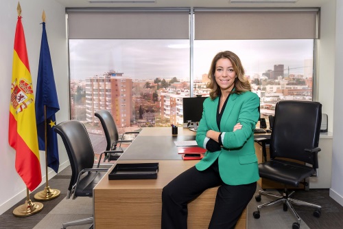 Montserrat Martínez Parera, vicepresidenta de la CNMV, en su despacho